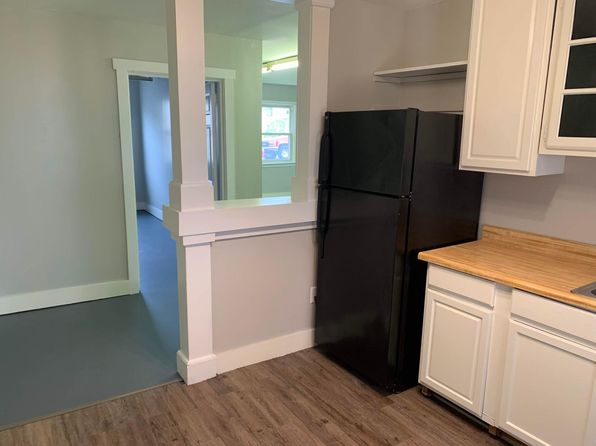 213 Chester St APT 4