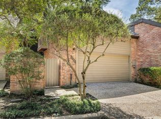 250 Sugarberry Cir #250, Houston, TX 77024