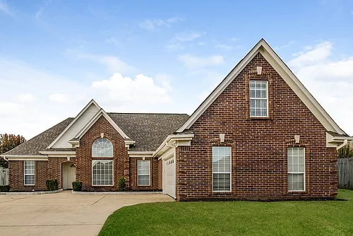 1438 Clockshop Dr Photo 1