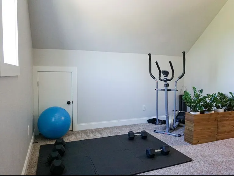 948 W Greenwood Ave — Photo 26