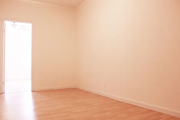 Rented by Brooklyn Key | media 30