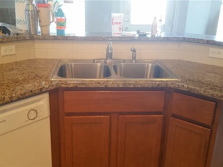 100 Lightfoot Ct — Photo 7