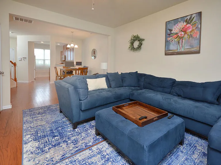 100 Stratford Lakes Dr #324 — Photo 10
