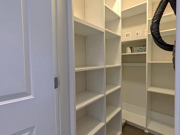 22447 Verde Gate Ter — Photo 17