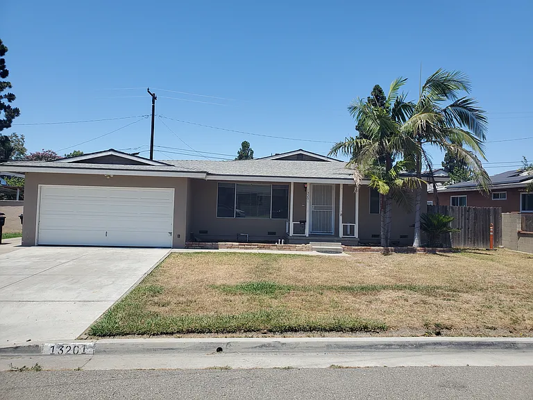 13201 Hazel St — Photo 1