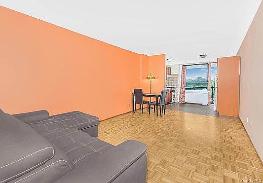 2nd image of 4705 Henry Hudson Pkwy Unit 4A
