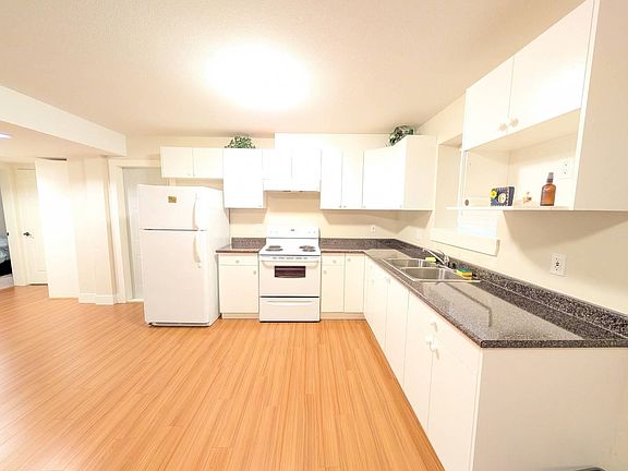 3rd image of 73XX 202nd St