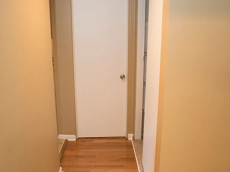 1406 W Jonquil Ter #1 — Photo 8