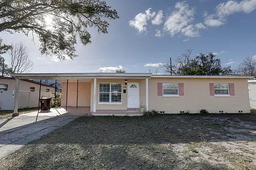 1704 Edmundshire Rd Photo 1