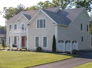 8 Lester Gray Dr, Walpole, MA 02081