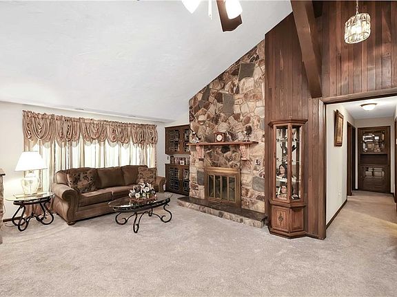 5th image of 13345 Wolf Dr
