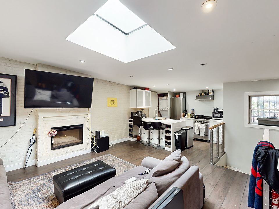 1st image of 42 1/2 Saint Marks Pl #2