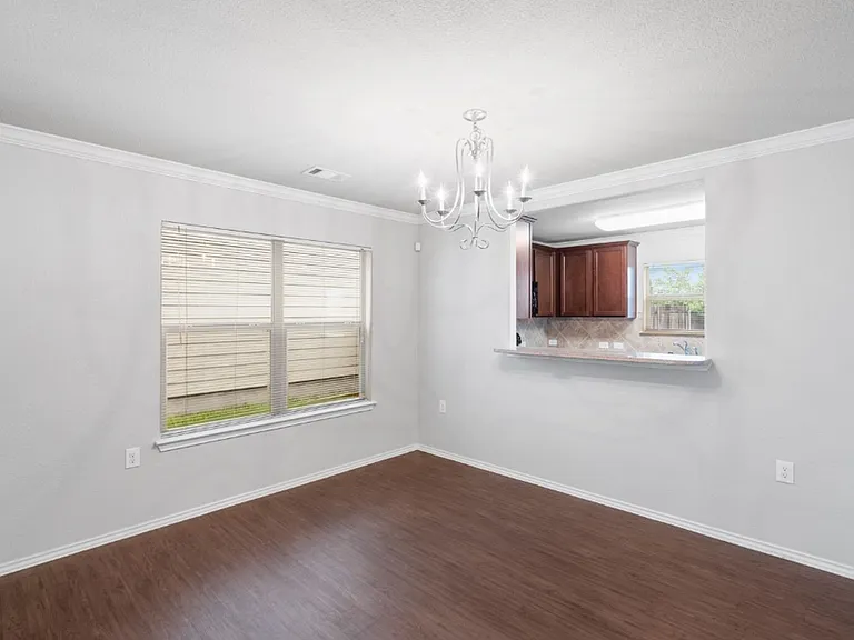 7204 Outfitter Dr — Photo 5