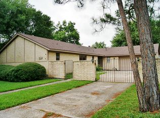 1106 Montour Dr, Houston, TX 77062