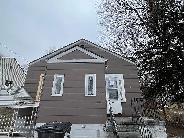 4123 Wirt St — Photo 8