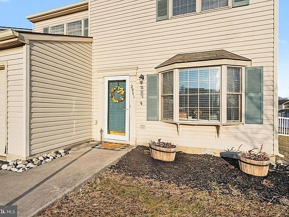 3rd image of 2941 Milky Way