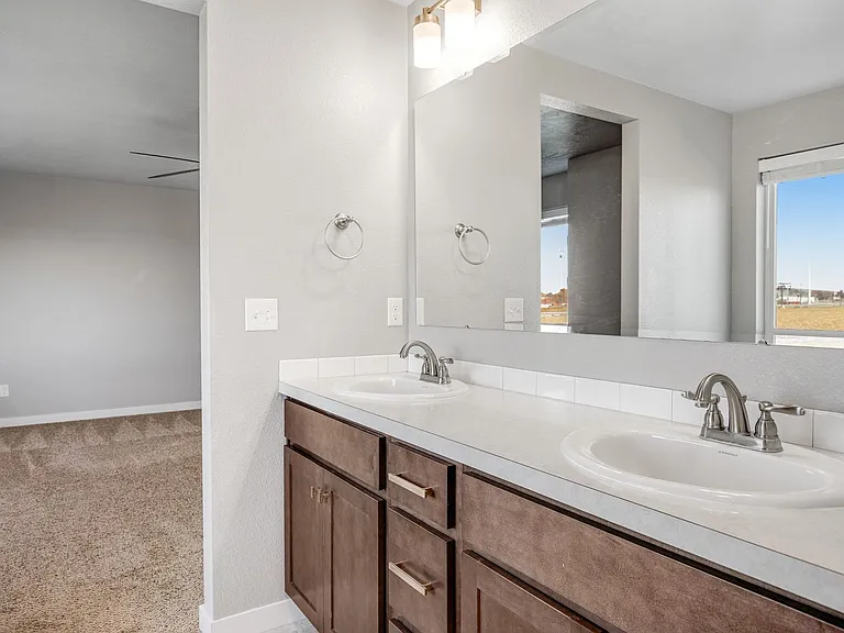 133 S Baraya Way — Photo 21
