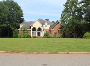211 Grand Island Dr, Albany, GA 31707