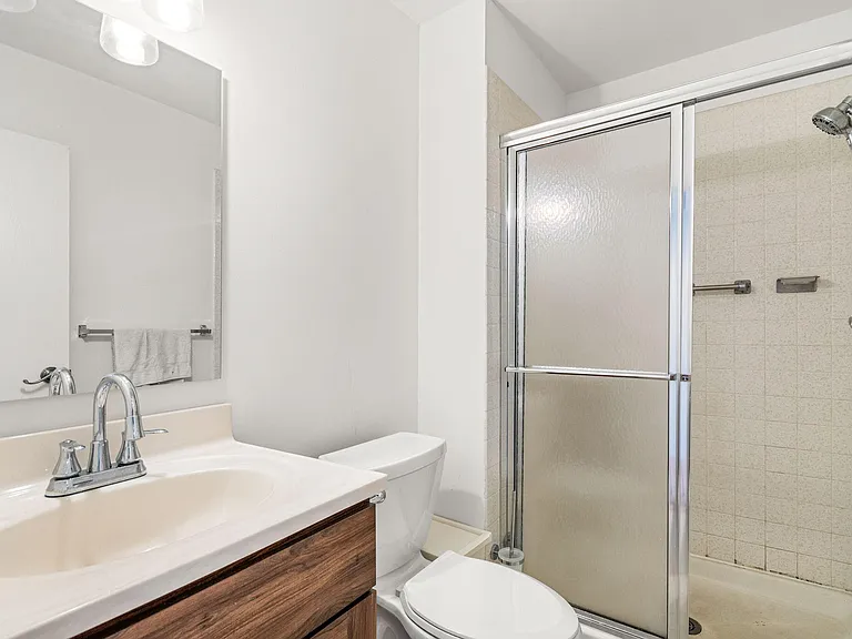 730 Cliffs Dr #303-A — Photo 23