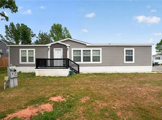 6 Breezewood Dr, Hampton, GA 30228