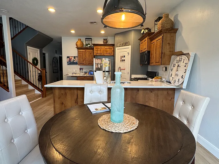 150 N 1100 E — Photo 11