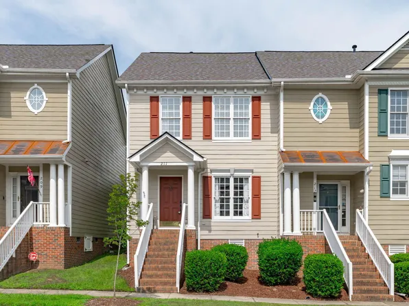 211 Madison Grove Pl, Cary, NC 27519