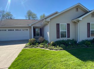 1454 Byfield Pkwy, Valparaiso, IN 46385