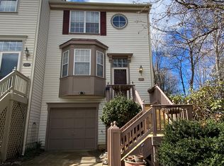 201 McDaniel Dr, Purcellville, VA 20132