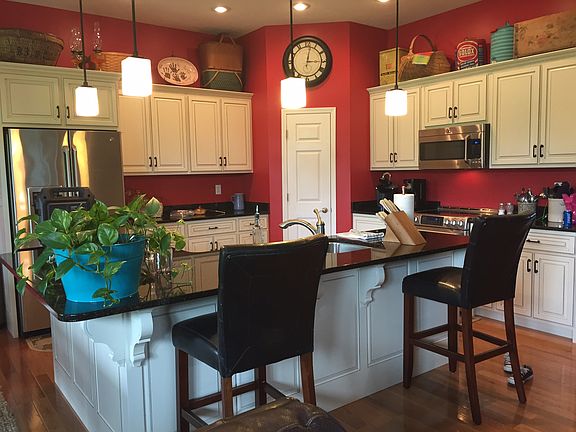 3rd image of 5072 W Switzer Dr