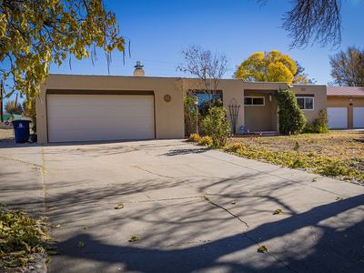 814 Sunset Dr, Espanola, NM, 87532