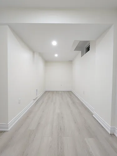 2238 Gladacres Ln #BASEMENT Photo 1