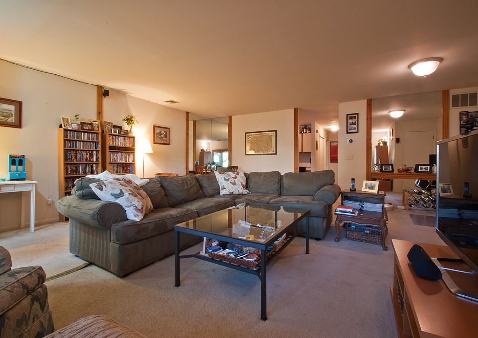 large family/dining room