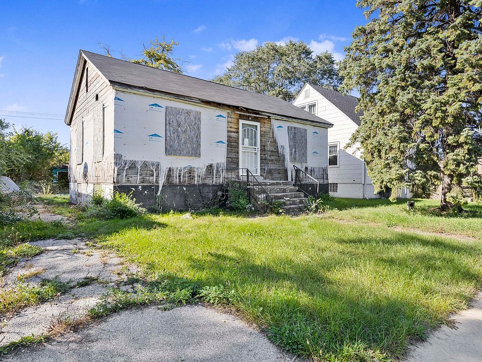 1st image of 322 Clark Rd