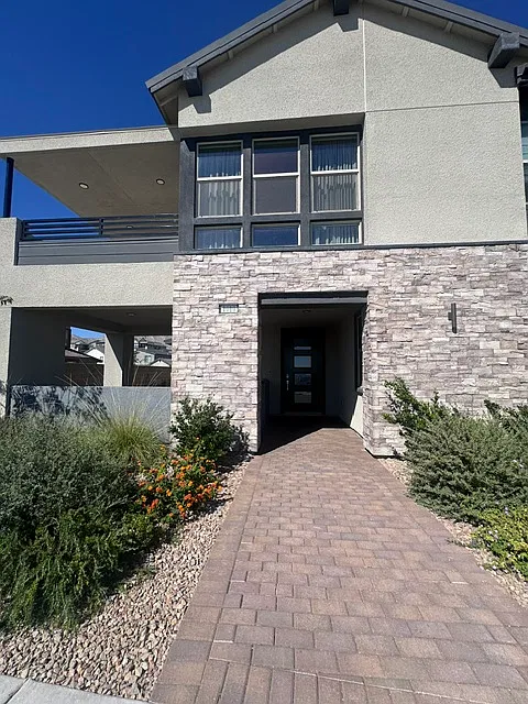 4 bed, 3.5 bath, 2654 sqft, $6,000 — Photo 1