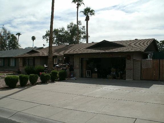 3rd image of 3407 W Cinnabar Ave