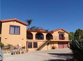 10184 Grandview Dr, La Mesa, CA 91941