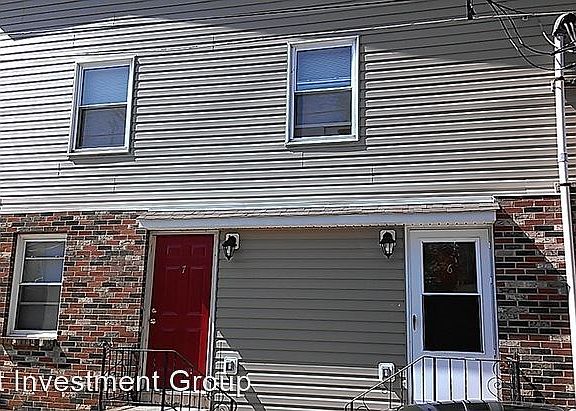 4th image of 219 W State St #3567189
