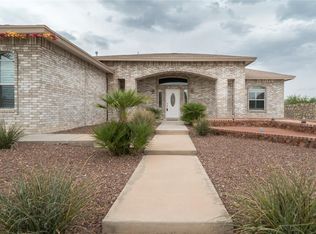 1375 Golden Trail Ln, El Paso, TX 79936