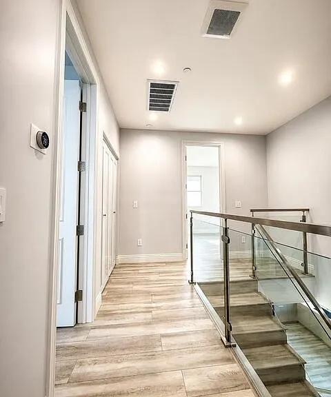 6723 Sunnyslope Ave — Photo 12
