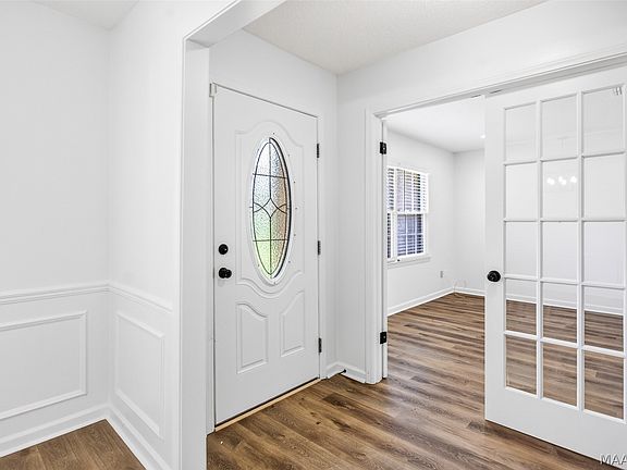 4th image of 3718 Woodhill Rd