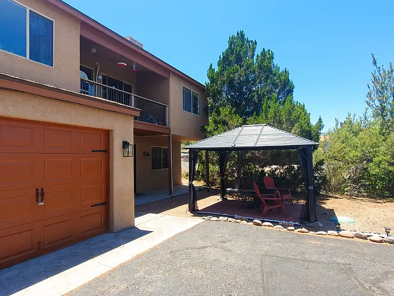 4100 E Mission Ln #C — Photo 15