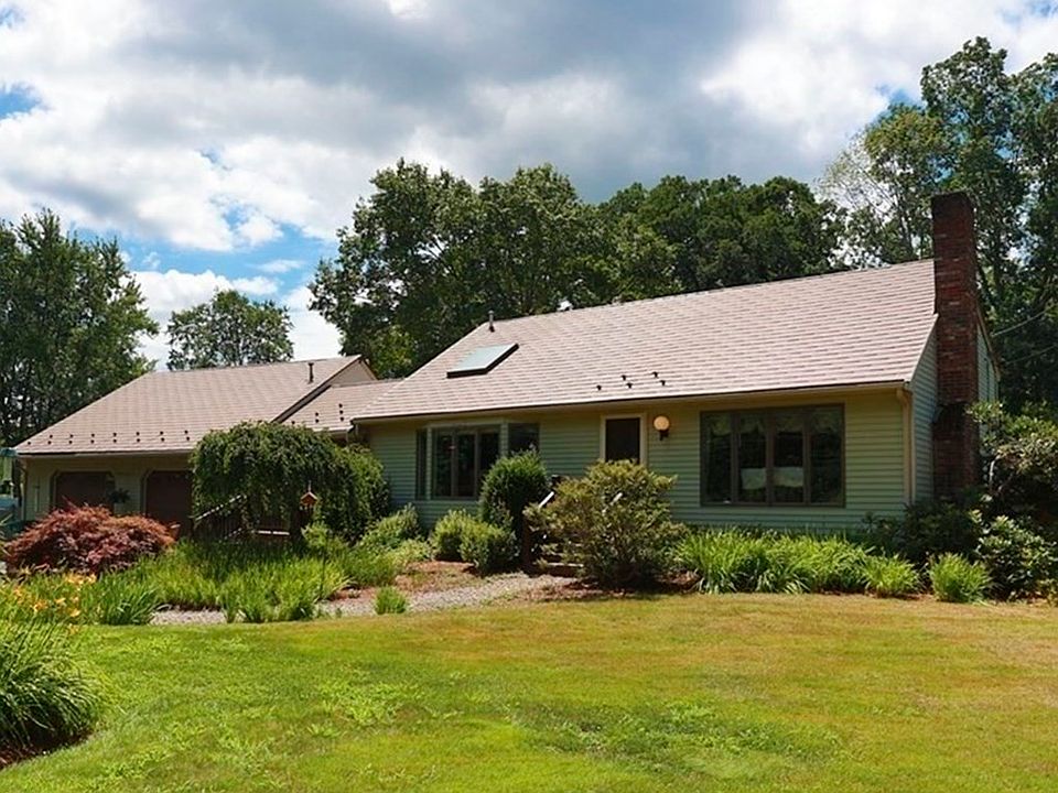 62 Highland St, South Easton, MA 02375 Zillow