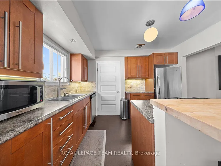 753 Dickens Ave — Photo 9