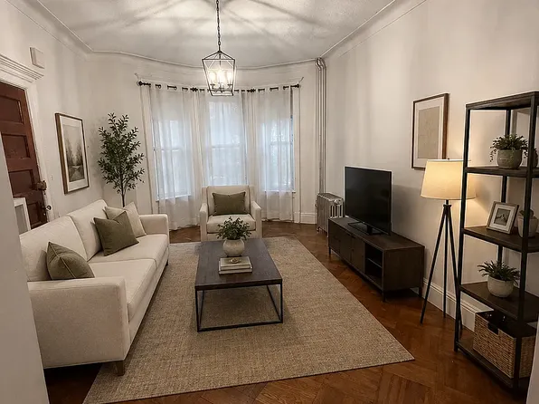 368 E 26th St #2, Brooklyn, NY 11226