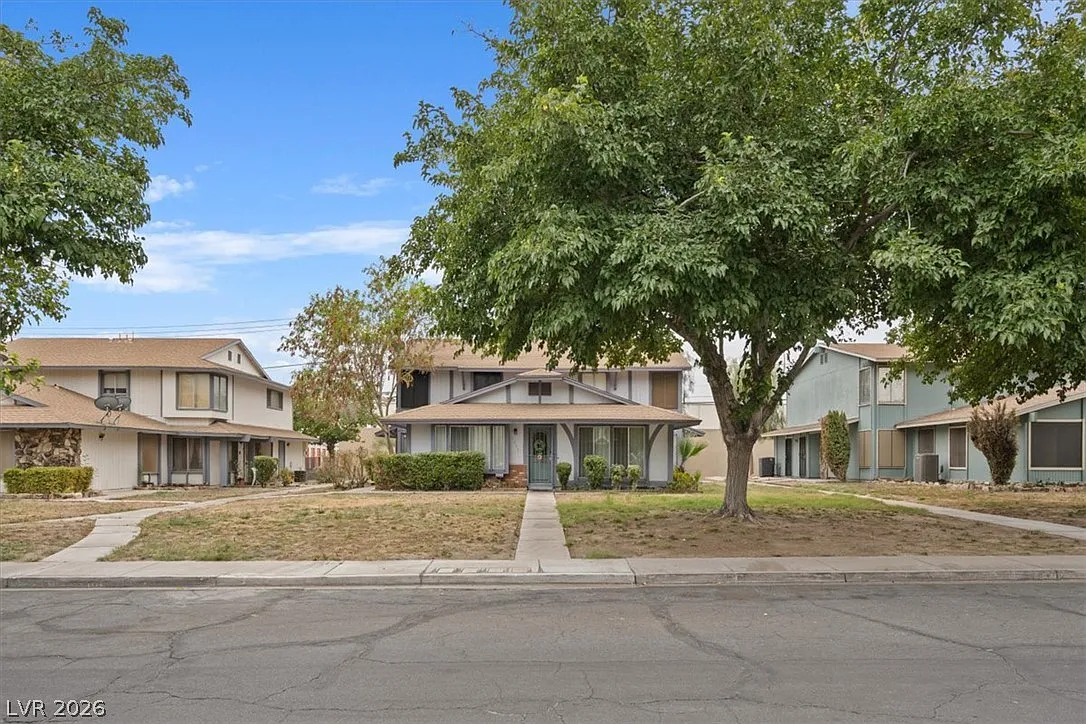 1417 Elizabeth Ave — Photo 1