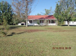 1174 Mayland Rd, Crossville, TN 38571