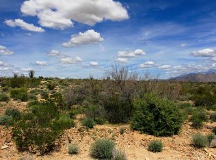 11687 S Douglas Rd, Yucca, AZ 86438