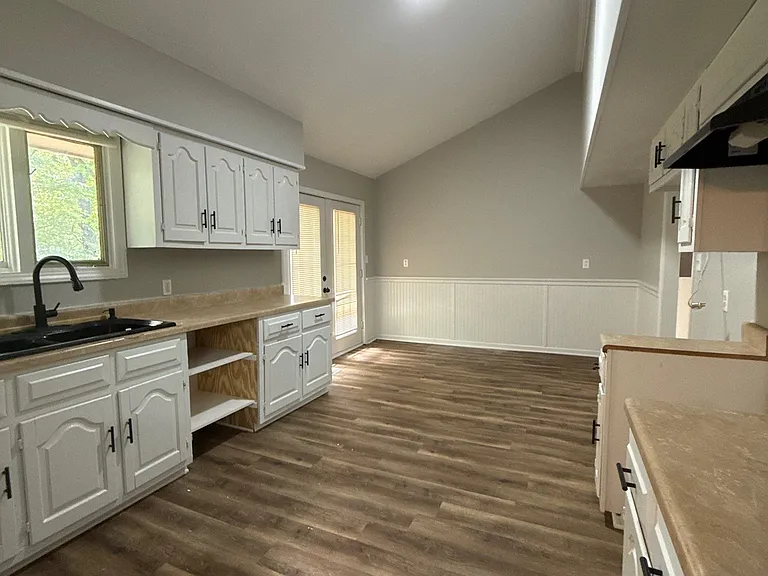 925 Norris St — Photo 24