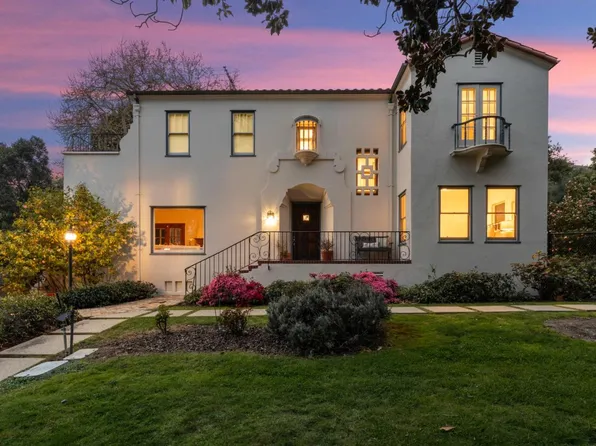 710 Frenchmans Rd, Stanford, CA 94305