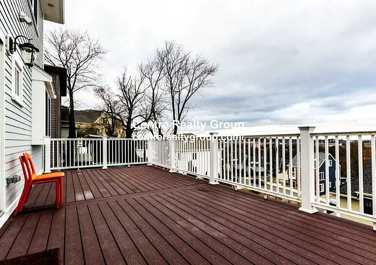 Langley Rd — Photo 49